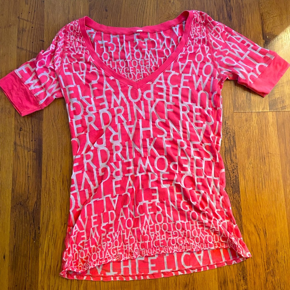 Lululemon 3/4 sleeve script shirt